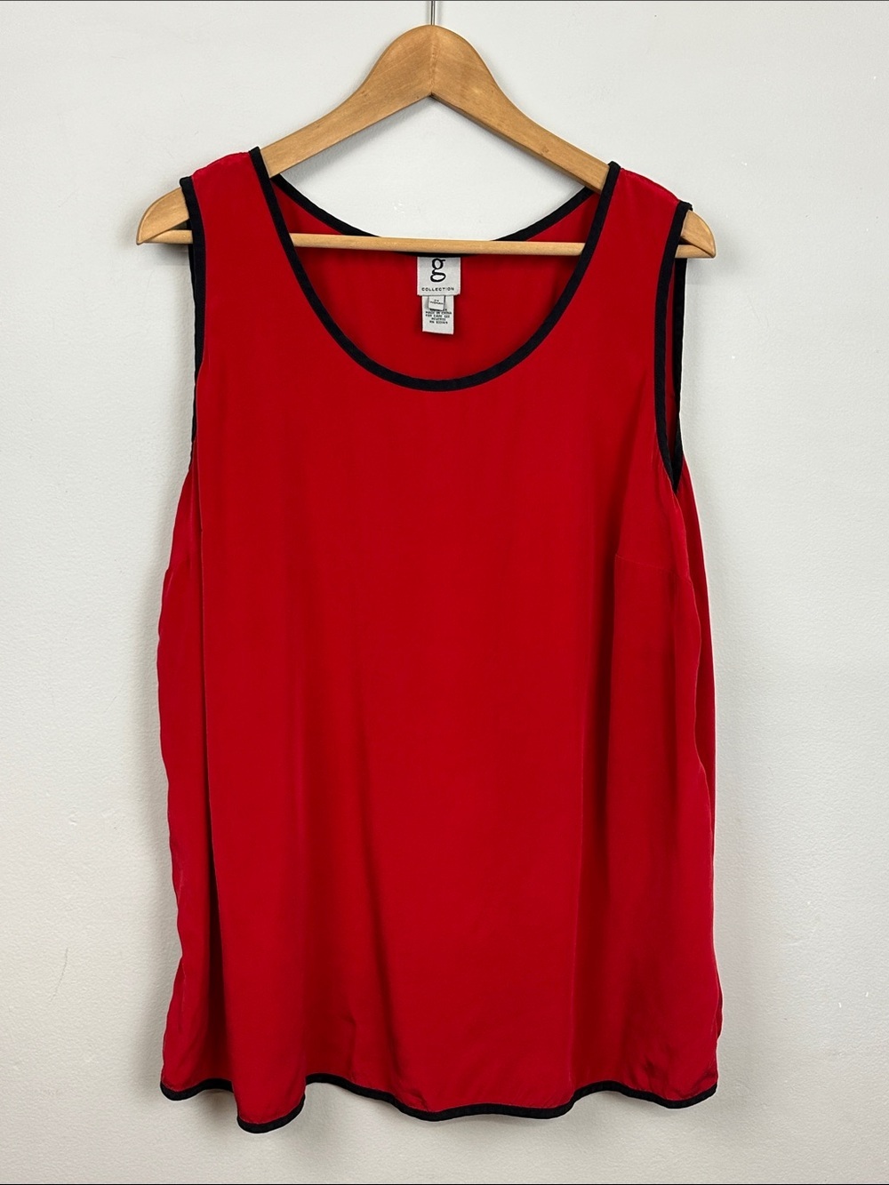100% Silk Red With Navy Trim Tank Top Sz 2X